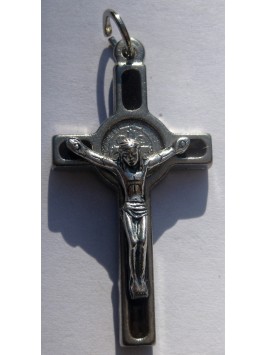 crucifix Saint  Benoit 4cm